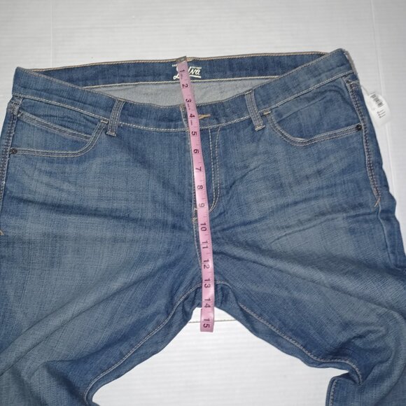 OLD NAVY HIGH WAISTED THE DIVA SKINNY JEANS WOMEN'S SIZE 16 REGULAR - Picture 6 of 13